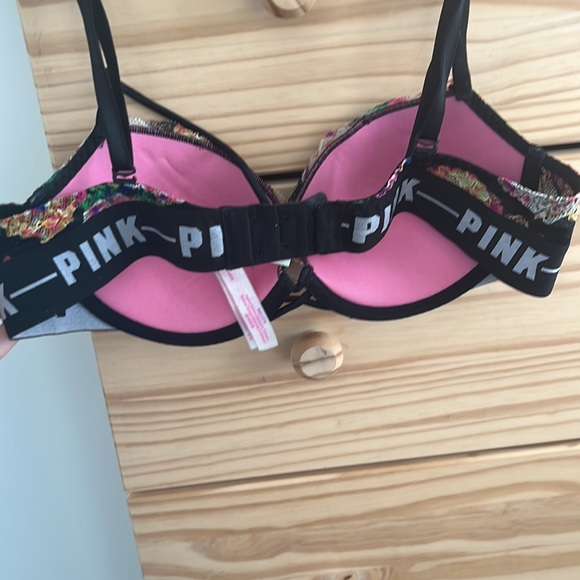 3/25$-Pink date push up bra - Picture 3 of 3